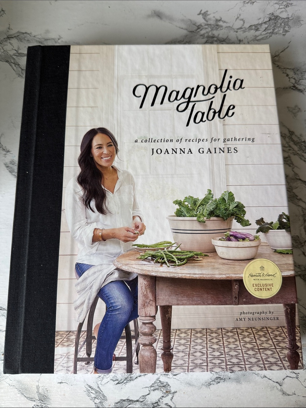 Magnolia Table Cookbook by Joanna Gaines – White Cover